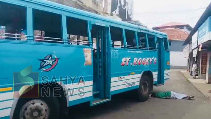 സ്വകാര്യ ബസുടമകളുടെ സൂചന പണിമുടക്ക് ആരംഭിച്ചു 1 bus accident
