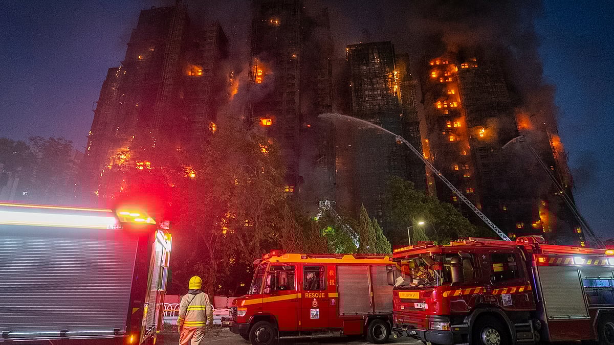 samakalikamalayalam 2025 11 27 juira5qd hong kong fire