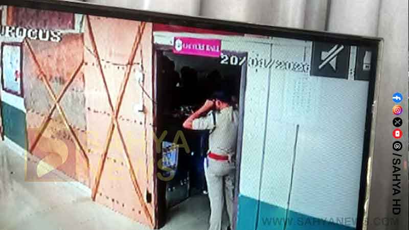 സ്‌ട്രോങ് റൂം തുറന്നിട്ടില്ല : ജില്ലാ കലക്ടര്‍