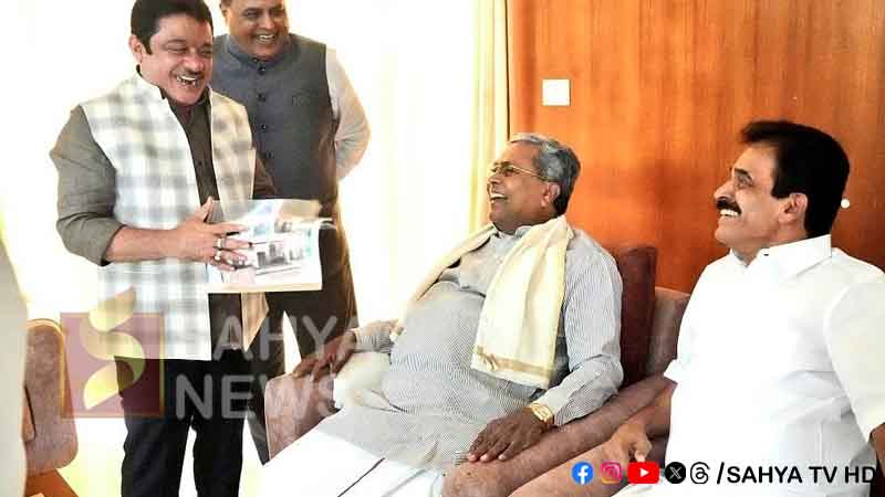 കെ സിയെ മുഖ്യമന്ത്രിയാക്കണം കര്‍ണാടക വഴി ലീഗിന് മേൽ സമ്മര്‍ദ്ദം : പാണക്കാട്ടെത്തി ന്യൂനപക്ഷ ക്ഷേമ മന്ത്രി